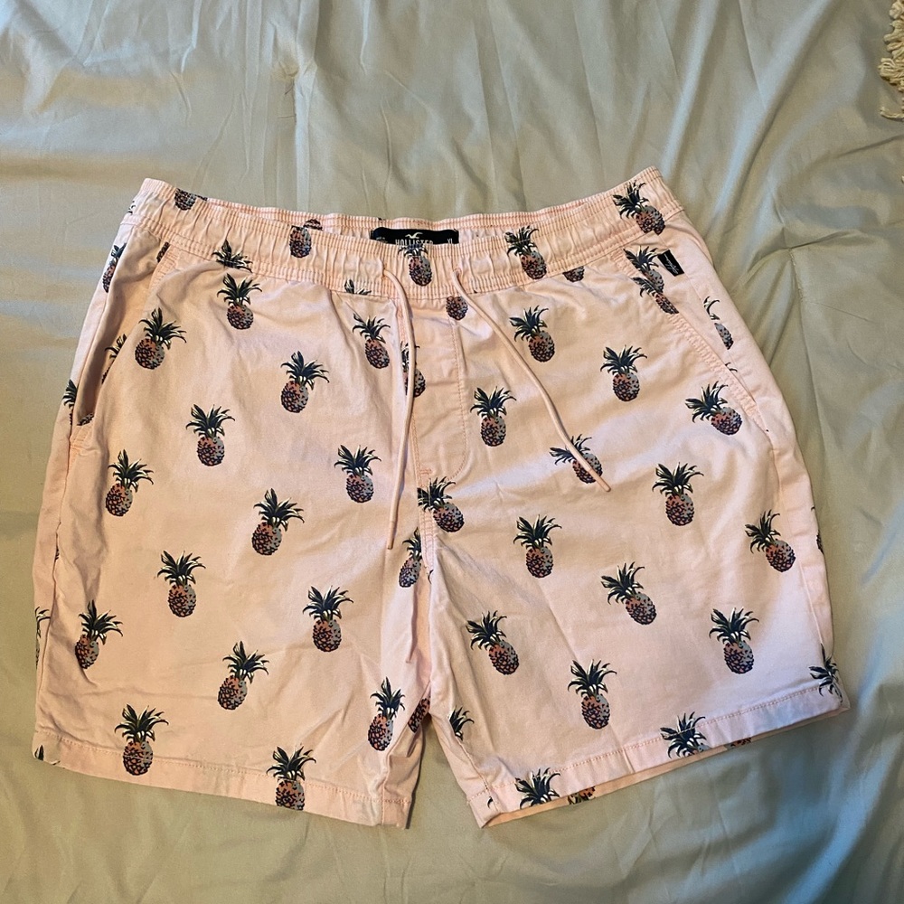 Hollister pineapple Epic flex jogger shorts XL